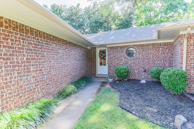 44 Haven Circle, Denison, TX 75020