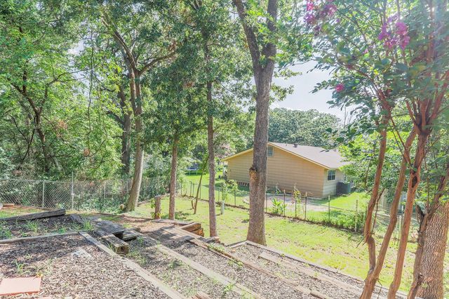 44 Haven Circle, Denison, TX 75020