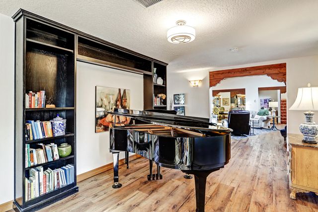 3620 Mateo Prado NW, Albuquerque, NM 87107