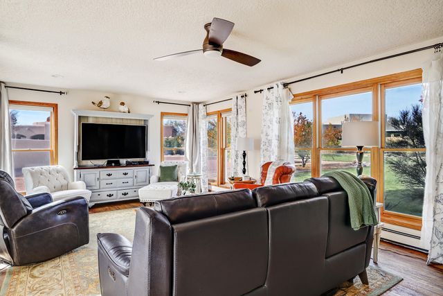 3620 Mateo Prado NW, Albuquerque, NM 87107