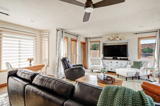 3620 Mateo Prado NW, Albuquerque, NM 87107