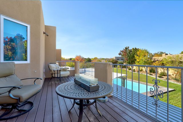 3620 Mateo Prado NW, Albuquerque, NM 87107