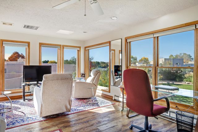 3620 Mateo Prado NW, Albuquerque, NM 87107