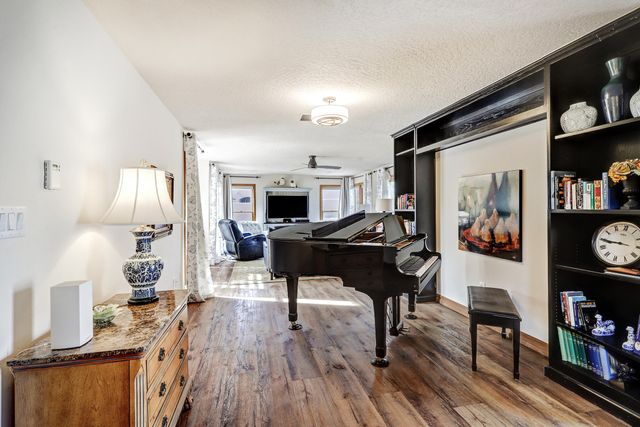 3620 Mateo Prado NW, Albuquerque, NM 87107