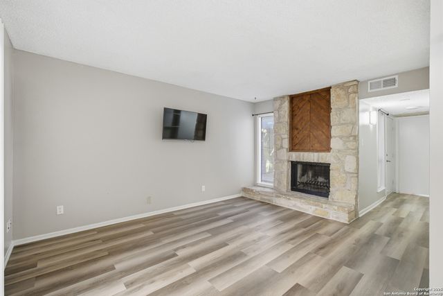 3843 Barrington St Apt 169, San Antonio, TX 78217