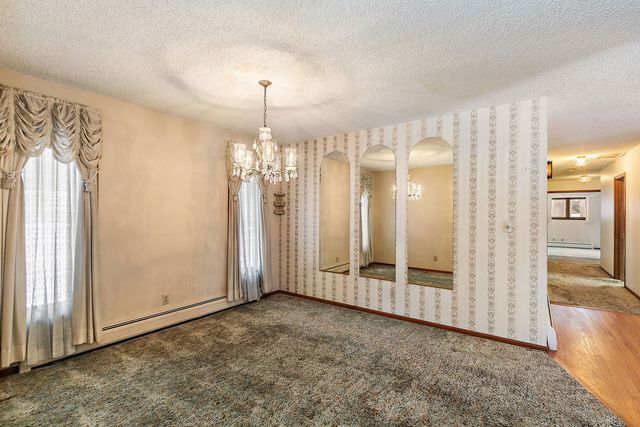 1040 Beau Brummel Court, Sleepy Hollow, IL 60118