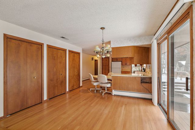 1040 Beau Brummel Court, Sleepy Hollow, IL 60118