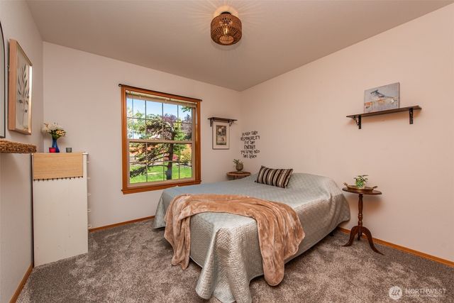250 Vista View Drive, Sequim, WA 98382