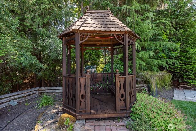 250 Vista View Drive, Sequim, WA 98382