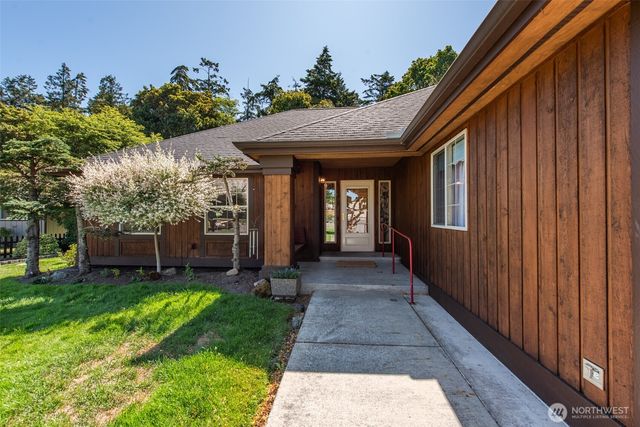250 Vista View Drive, Sequim, WA 98382