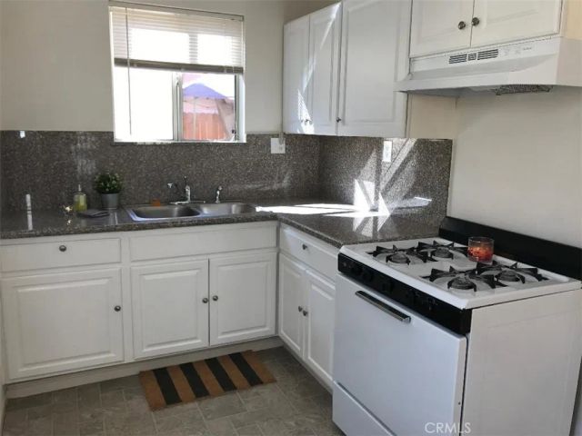 638 Salem Street, Glendale, CA 91203
