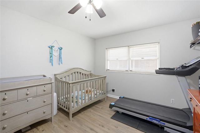 1702 W LOWRY AVENUE, Plant City, FL 33563