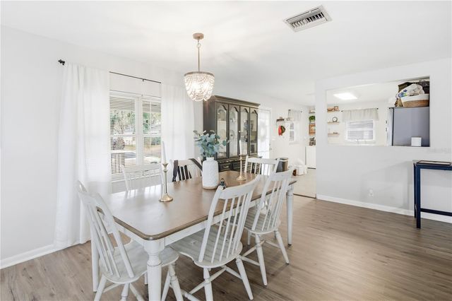 1702 W LOWRY AVENUE, Plant City, FL 33563