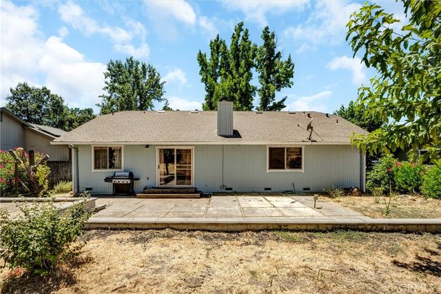 19650 Mountain Meadow N, Hidden Valley Lake, CA 95467
