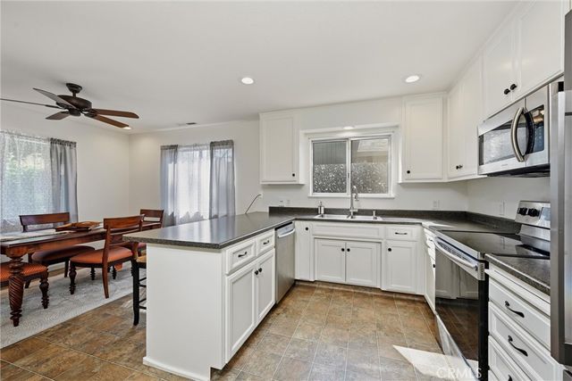 19650 Mountain Meadow N, Hidden Valley Lake, CA 95467