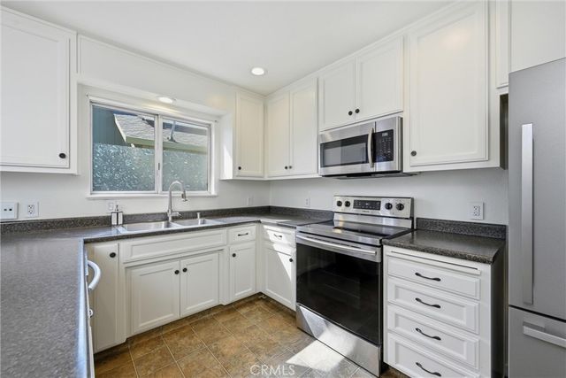 19650 Mountain Meadow N, Hidden Valley Lake, CA 95467