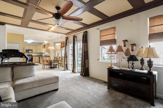 19 BARREL HORSE DR, Charles Town, WV 25414