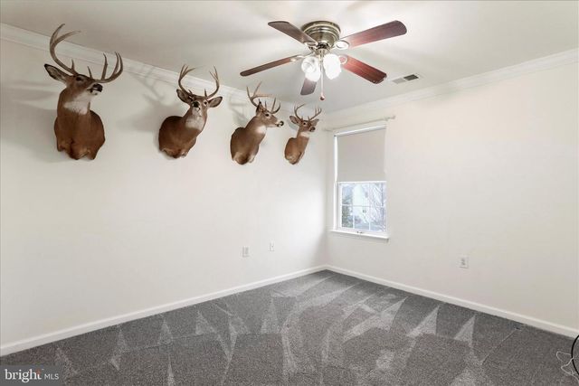 19 BARREL HORSE DR, Charles Town, WV 25414