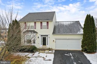 19 BARREL HORSE DR, Charles Town, WV 25414