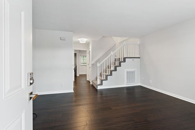 3100 Conviser Dr, Nashville, TN 37207