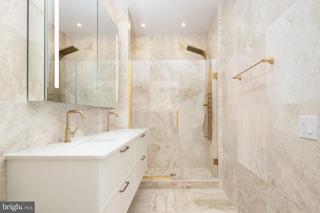 1099 GERMANTOWN AVE #B, Philadelphia, PA 19123