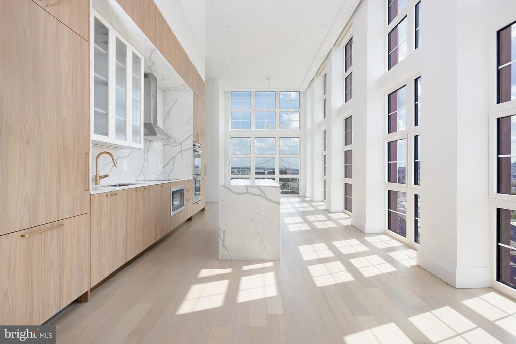 1099 GERMANTOWN AVE #B, Philadelphia, PA 19123