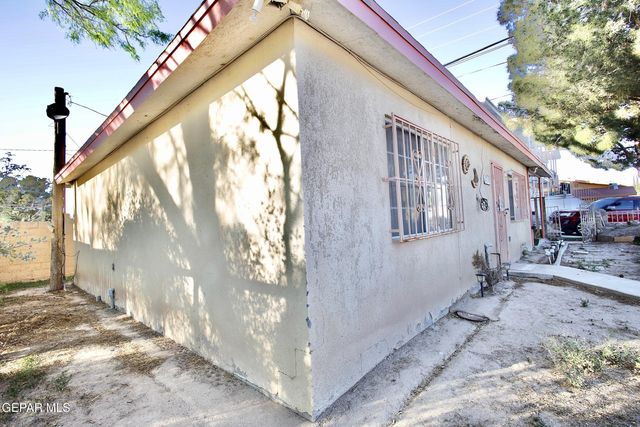 109 5th Street SE, Fabens, TX 79838