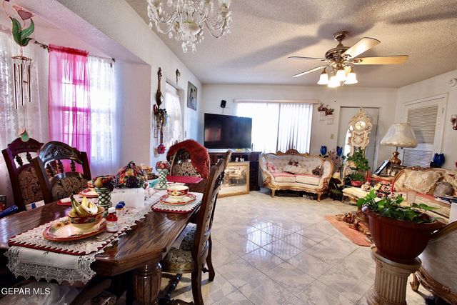 109 5th Street SE, Fabens, TX 79838