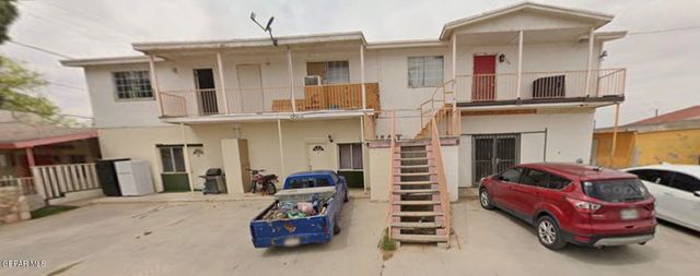 109 5th Street SE, Fabens, TX 79838