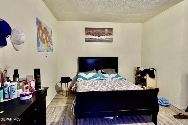 109 5th Street SE, Fabens, TX 79838