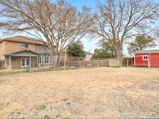 6608 WOODBELL, Live Oak, TX 78233