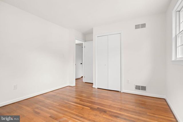 9002 TEDDY RAE CT, Springfield, VA 22152