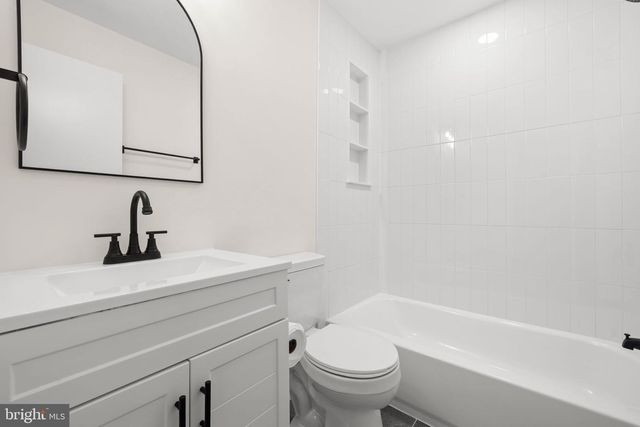 9002 TEDDY RAE CT, Springfield, VA 22152