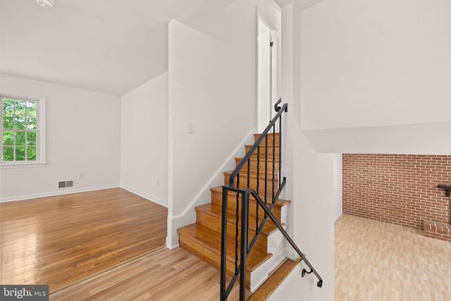 9002 TEDDY RAE CT, Springfield, VA 22152