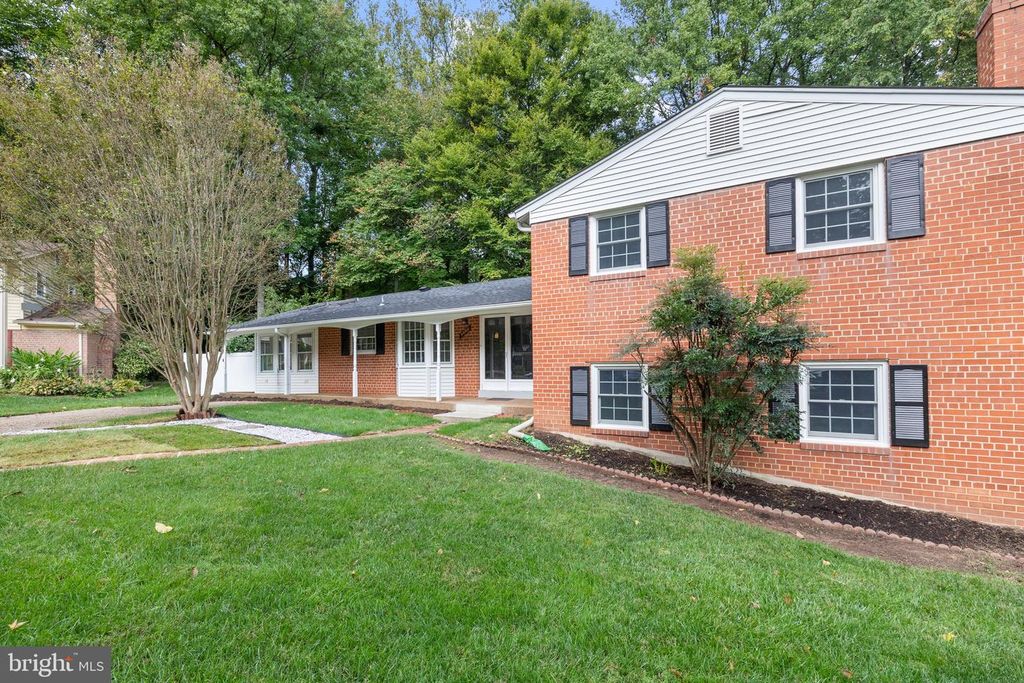 9002 TEDDY RAE CT, Springfield, VA 22152