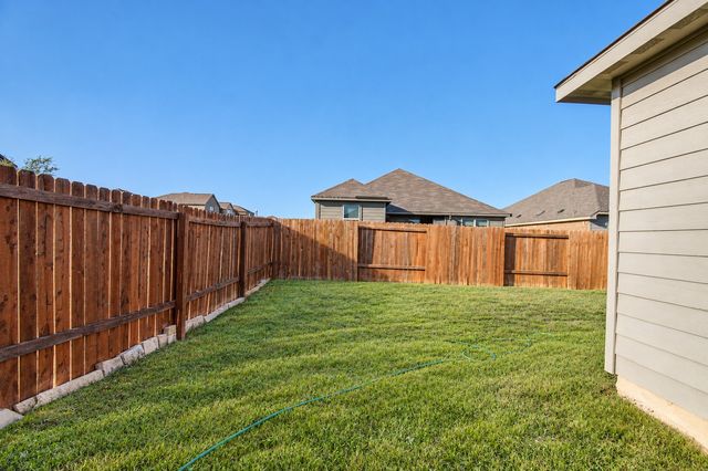 717 Lansman Trail, Denton, TX 76207