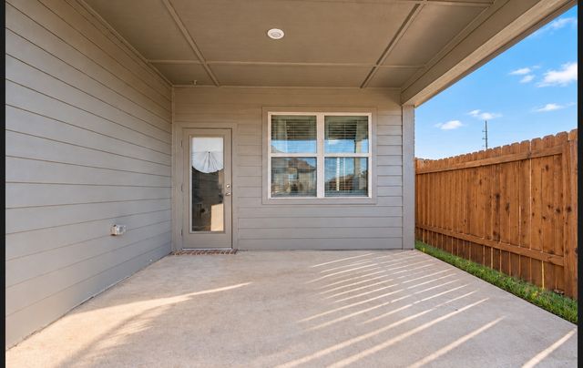 717 Lansman Trail, Denton, TX 76207