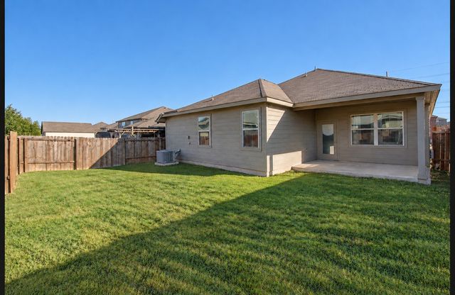 717 Lansman Trail, Denton, TX 76207