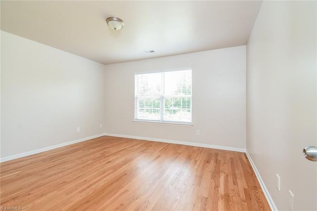 5433 Sky Hill Drive, Greensboro, NC 27301