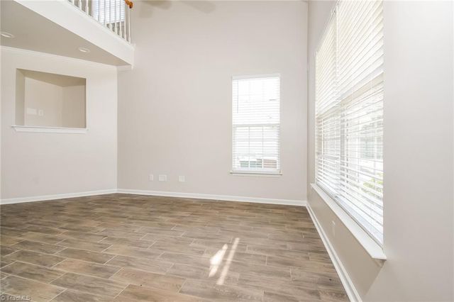 5433 Sky Hill Drive, Greensboro, NC 27301