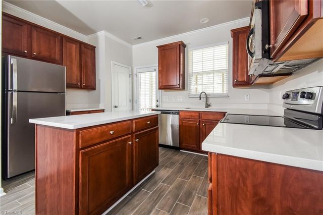 5433 Sky Hill Drive, Greensboro, NC 27301