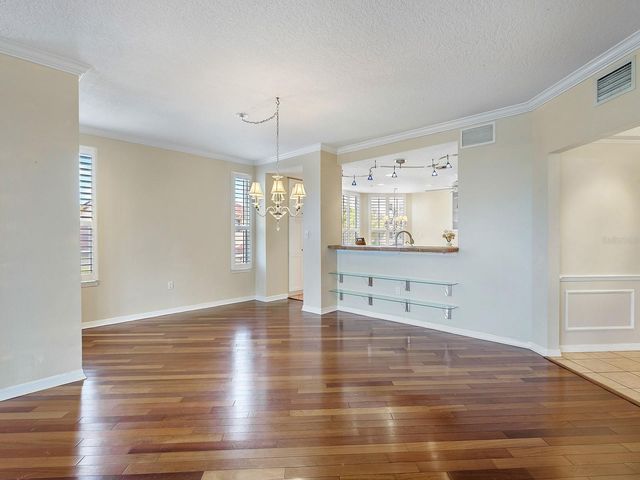 5420 EAGLES POINT CIRCLE 106, Sarasota, FL 34231