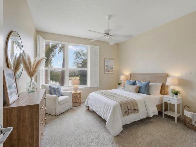 5420 EAGLES POINT CIRCLE 106, Sarasota, FL 34231
