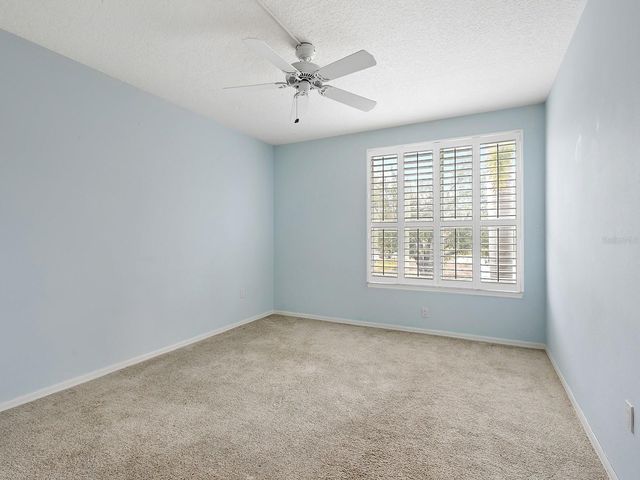 5420 EAGLES POINT CIRCLE 106, Sarasota, FL 34231