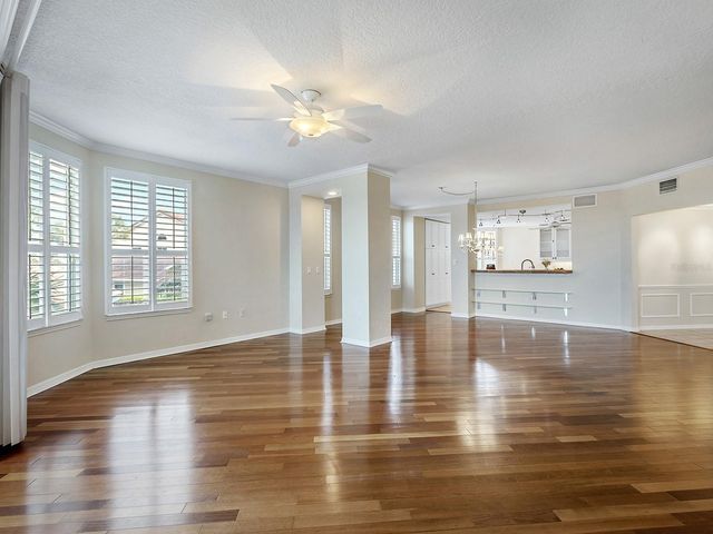 5420 EAGLES POINT CIRCLE 106, Sarasota, FL 34231