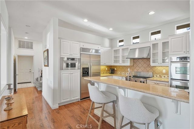 27976 Red Pine Court, Valencia, CA 91354