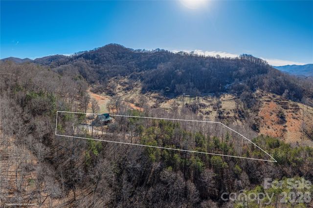 706 Ramble Lane, Canton, NC 28716