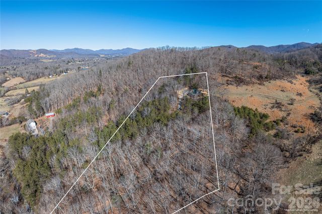 706 Ramble Lane, Canton, NC 28716