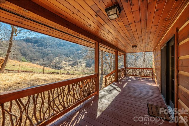 706 Ramble Lane, Canton, NC 28716