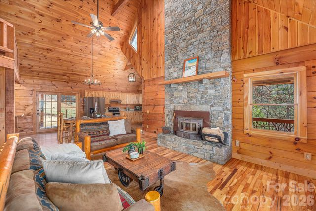 706 Ramble Lane, Canton, NC 28716